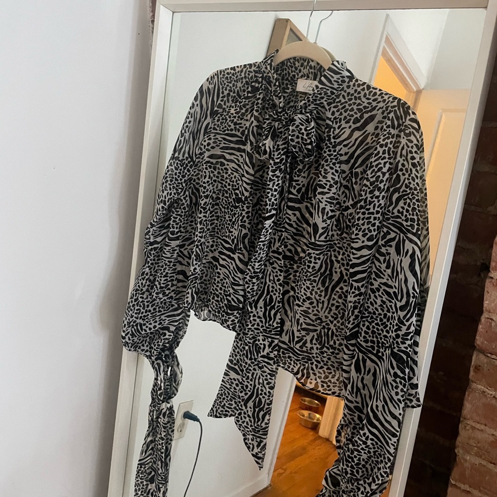 REVOLVE cropped blouse